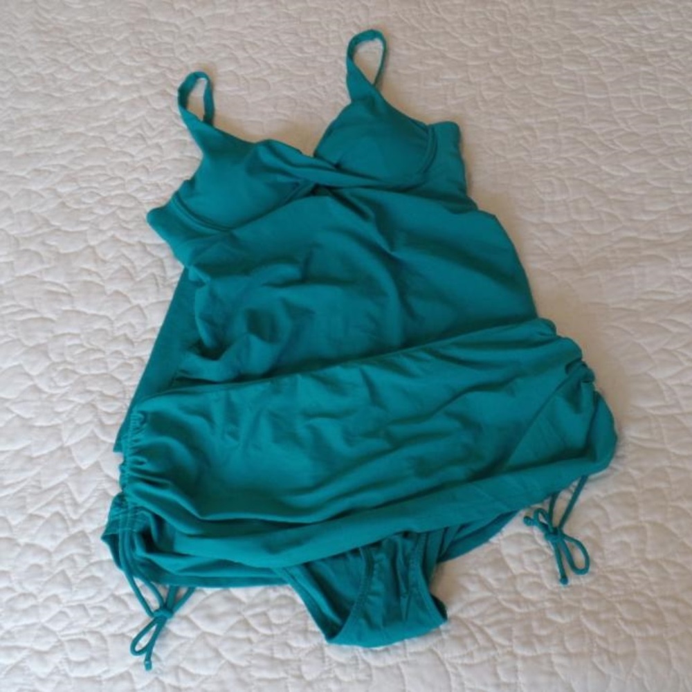 XL George Tankini and Swimskirt Set